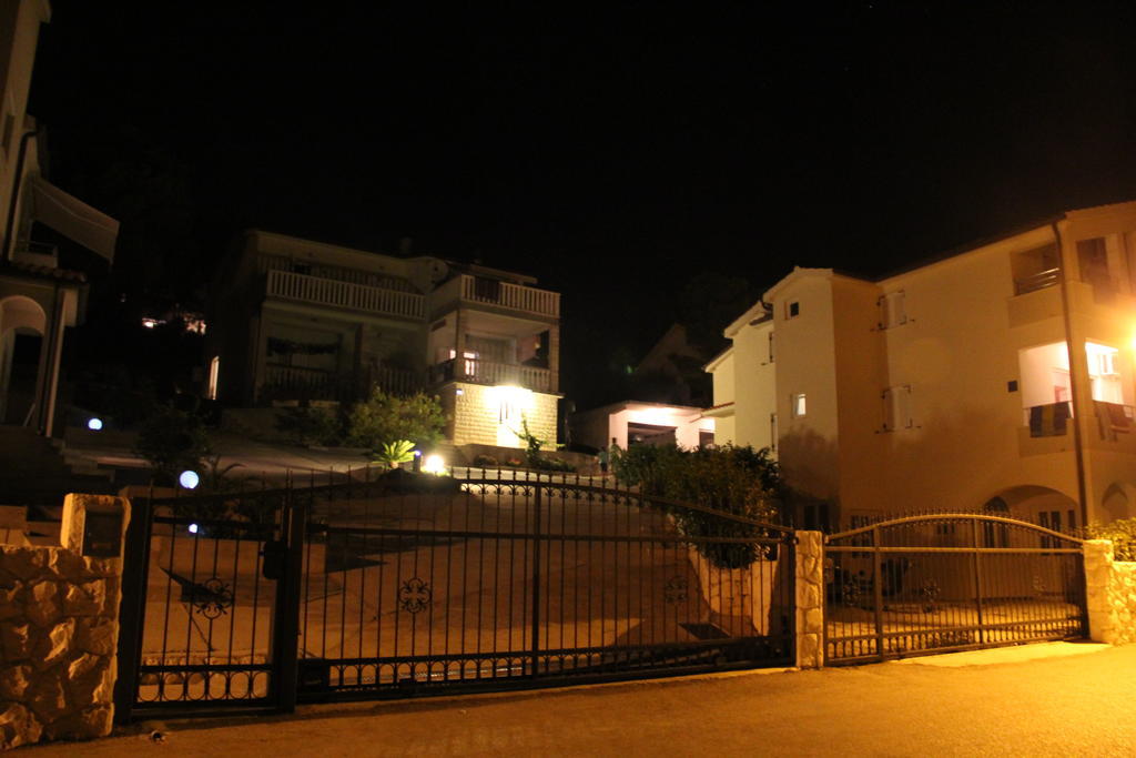 Apartments Roko โรกอซนิซา ภายนอก รูปภาพ