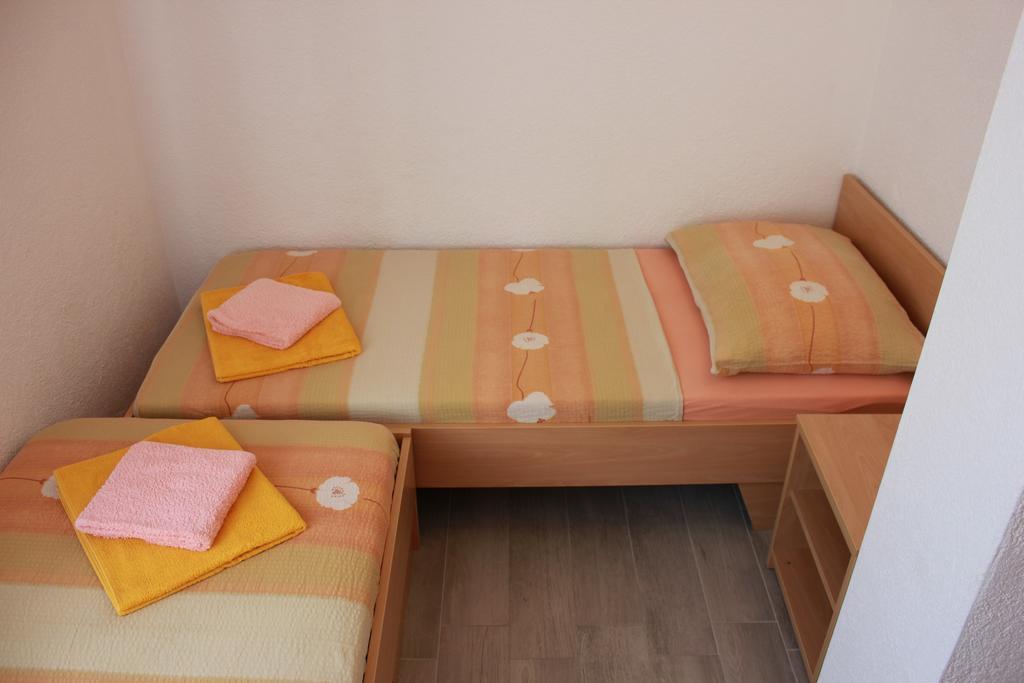 Apartments Roko โรกอซนิซา ภายนอก รูปภาพ