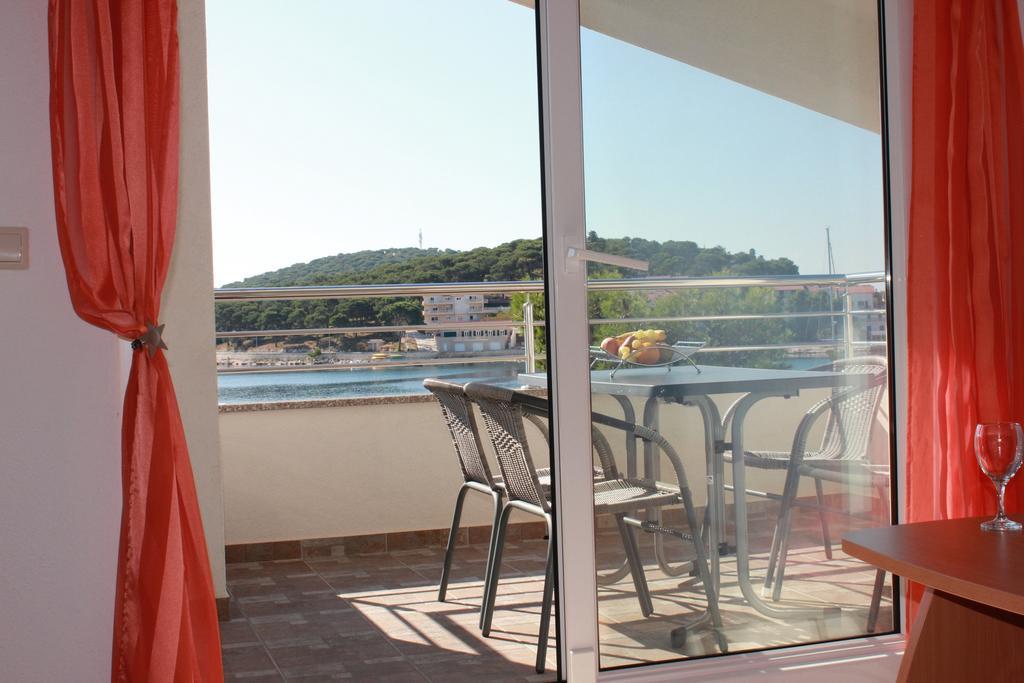 Apartments Roko โรกอซนิซา ภายนอก รูปภาพ